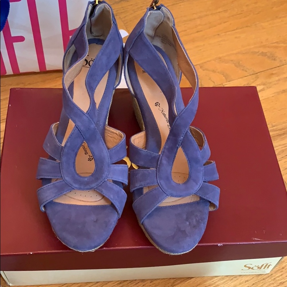 Söft Womens Mena Iris Blue King Suede Wedges - 9.5